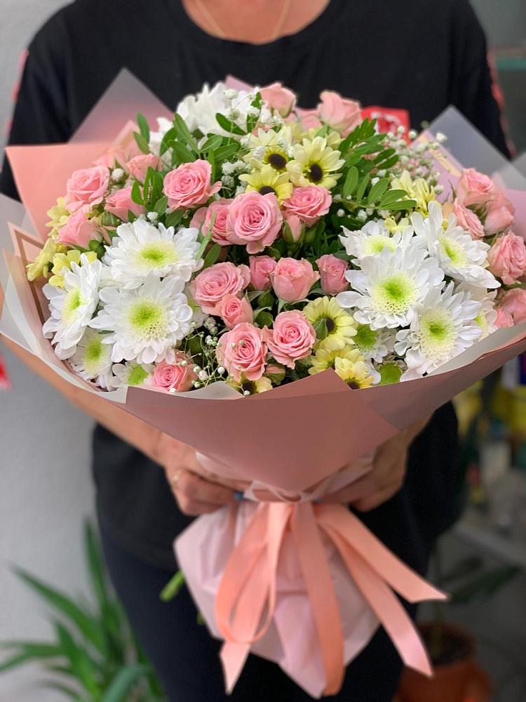 Букет цветов из: Розы и Хризантемы в Санчурске