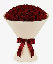 Букет 101 Бордовая роза Блэк Бакарра в Санчурске
