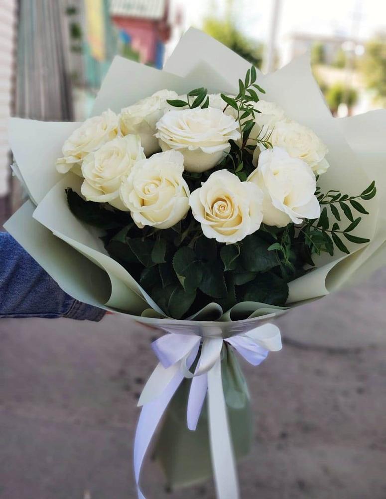 Букет Белые розы Проуд в Санчурске