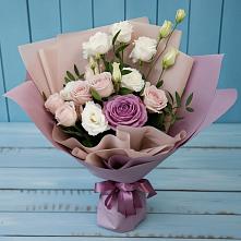 Букет цветов из:  Розы и Лизиантусы в Санчурске
