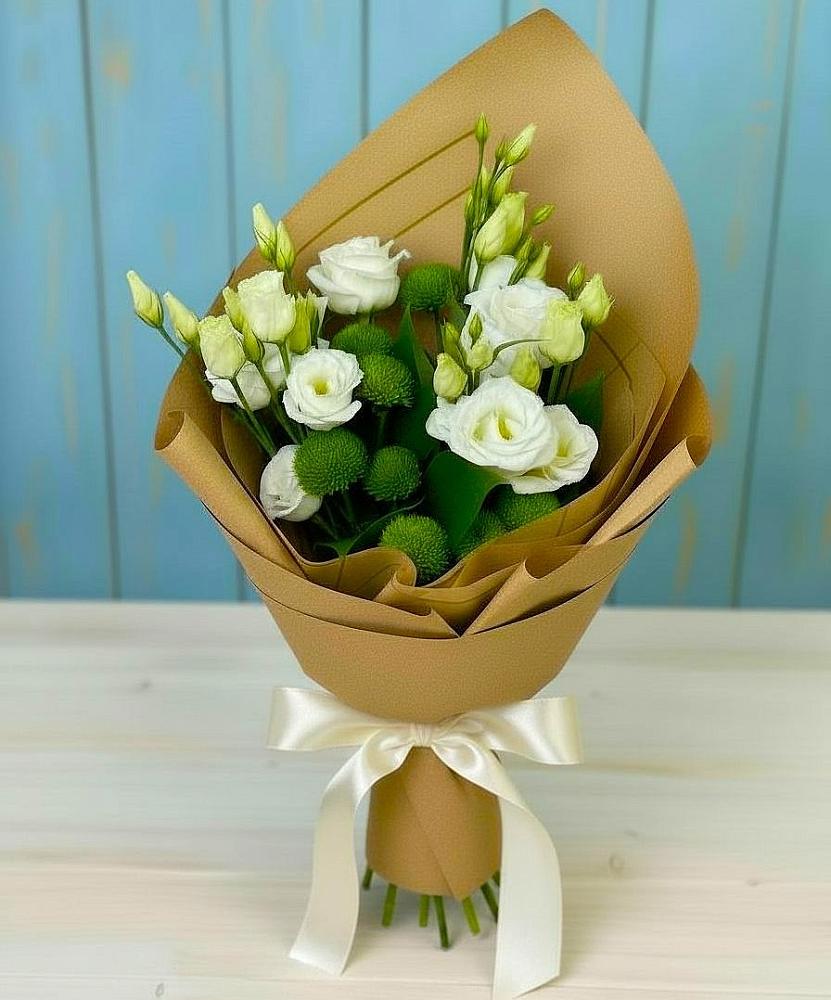 Букет цветов из: Хризантемы и Лизиантусы в Санчурске