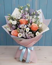 Букет цветов из:  Лизиантусы, Розы, Альстромерии и Гипсофила #REPLACE_PRED# Санчурске