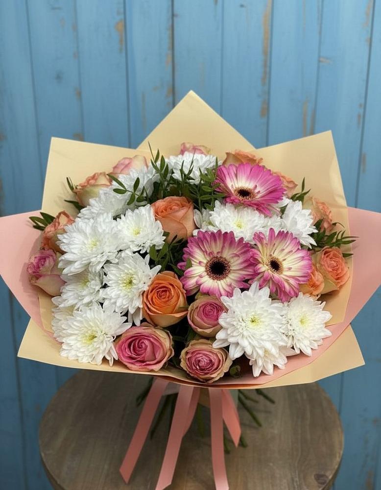 Букет цветов из: Розы, Герберы и Хризантемы в Санчурске