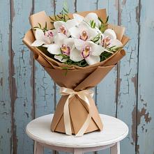 Букет цветов из:  Орхидеи и Розы в Санчурске
