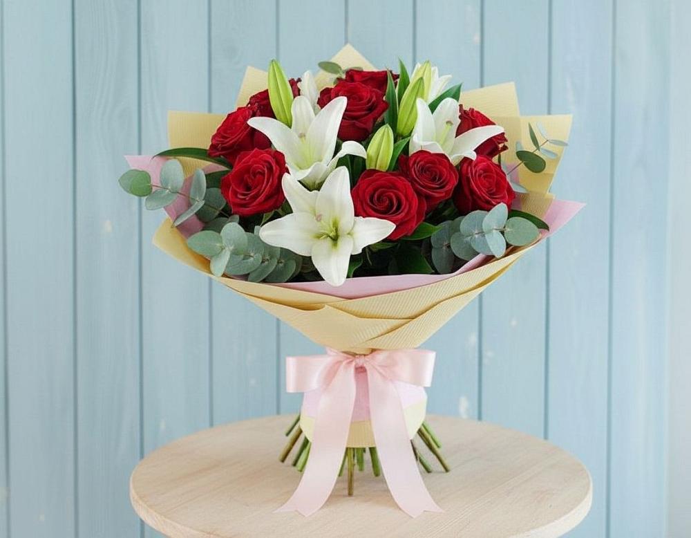 Букет цветов из: Лилии и Розы в Санчурске